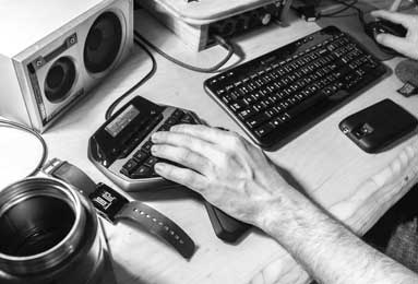 标题：今天上午这场阅兵直播，你被哪个瞬间点燃了？